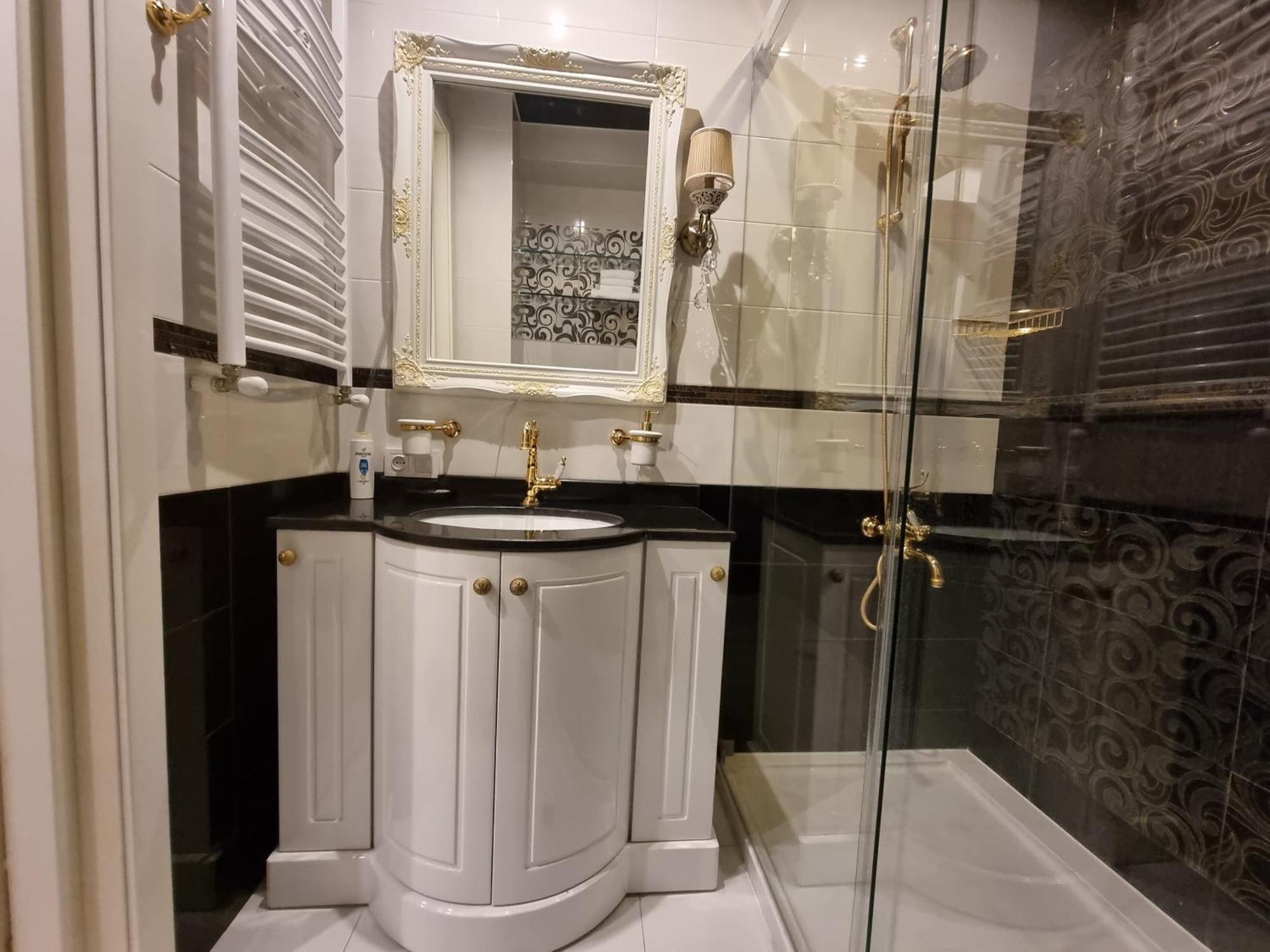 טביליסי Cosy Apartment In The City Centre מראה חיצוני תמונה